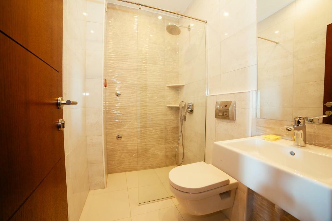 Adriatica Sea & Sun Bed and Breakfast Ulcinj Exteriör bild