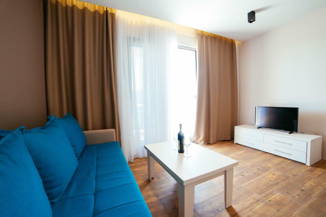 Adriatica Sea & Sun Bed and Breakfast Ulcinj Exteriör bild