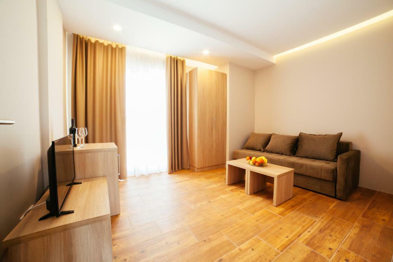 Adriatica Sea & Sun Bed and Breakfast Ulcinj Exteriör bild